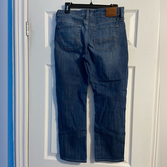 Lucky Brand Women’s Mollie Crop Distressed Denim Straight Jeans Size 8 / 29 - Picture 6 of 13